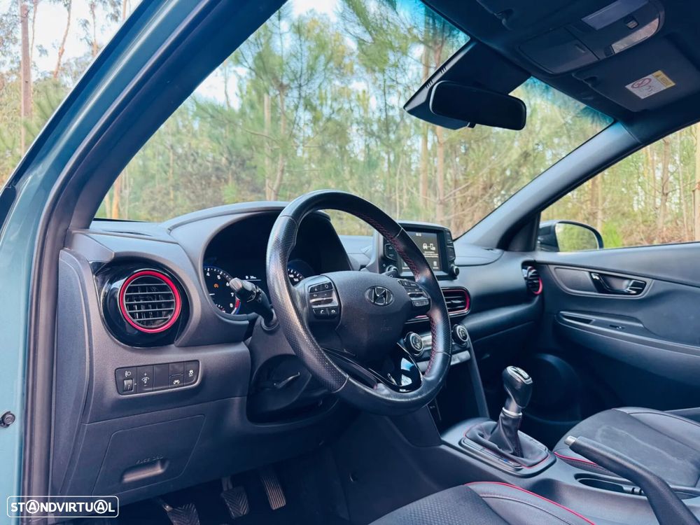 Hyundai Kauai 1.0 T-GDi Premium Pele/Tec.Vermelho - 20