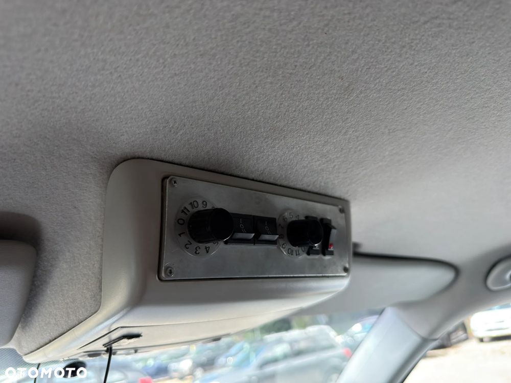 Volkswagen Transporter 2.5 Diesel Automat Chłodnia Elektryczne Szyby - 20