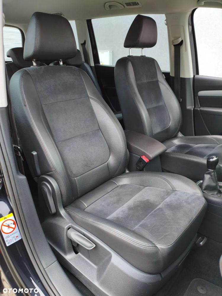 Volkswagen Sharan 2.0 TDI 4MOTION Blue Motion Life - 17