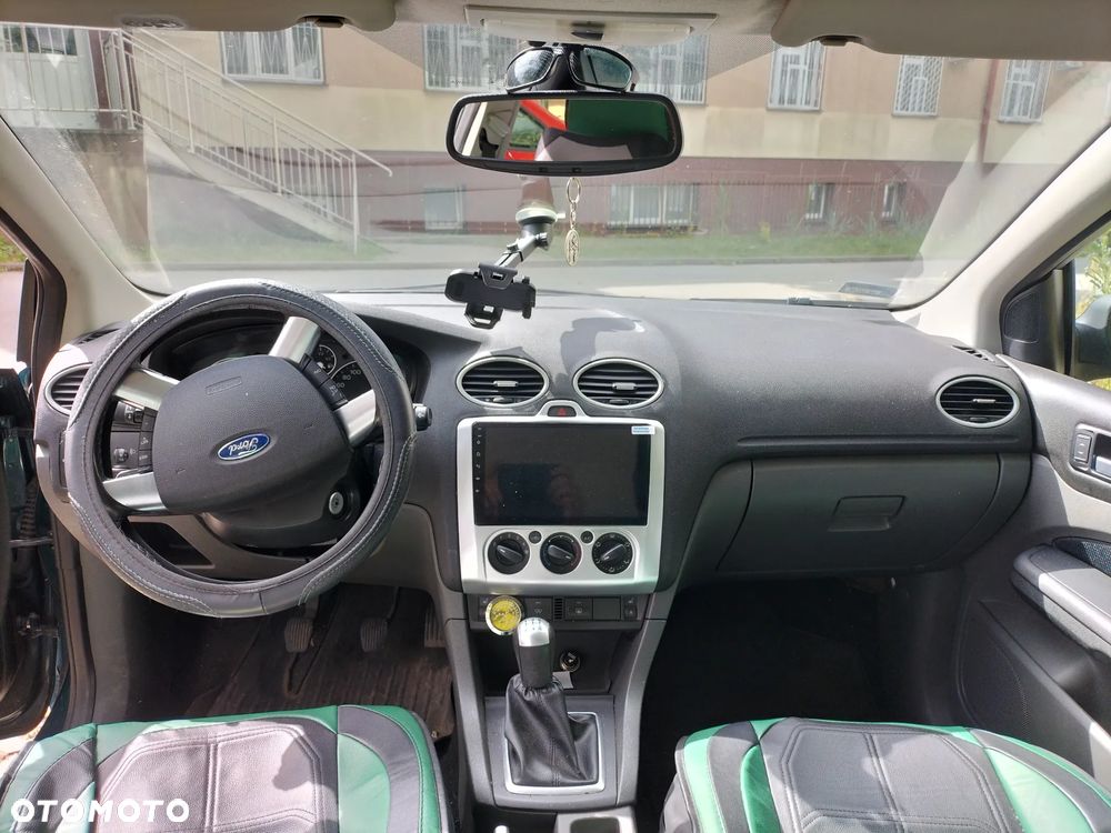 Ford Focus - 11