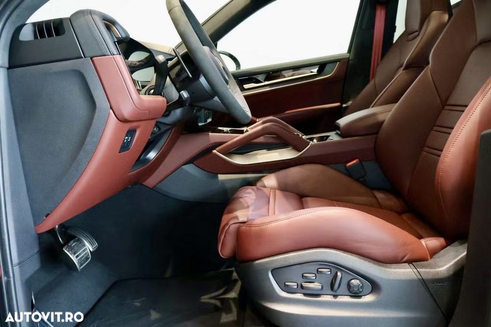 Porsche Cayenne Coupe E-Hybrid Tiptronic S - 6