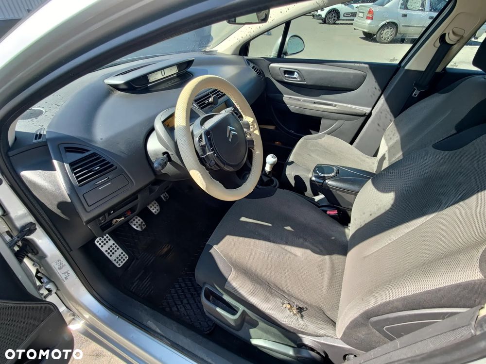 Citroën C4 - 12