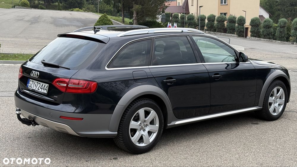 Audi A4 Allroad - 1
