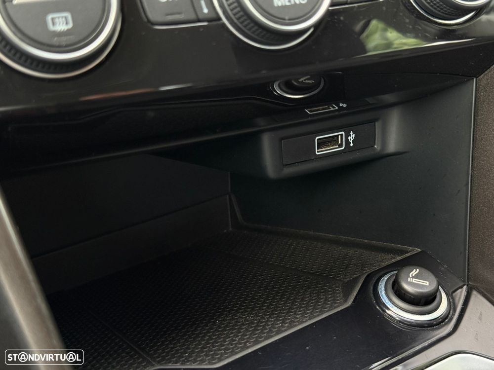 VW T-Roc 1.6 TDI Style - 42