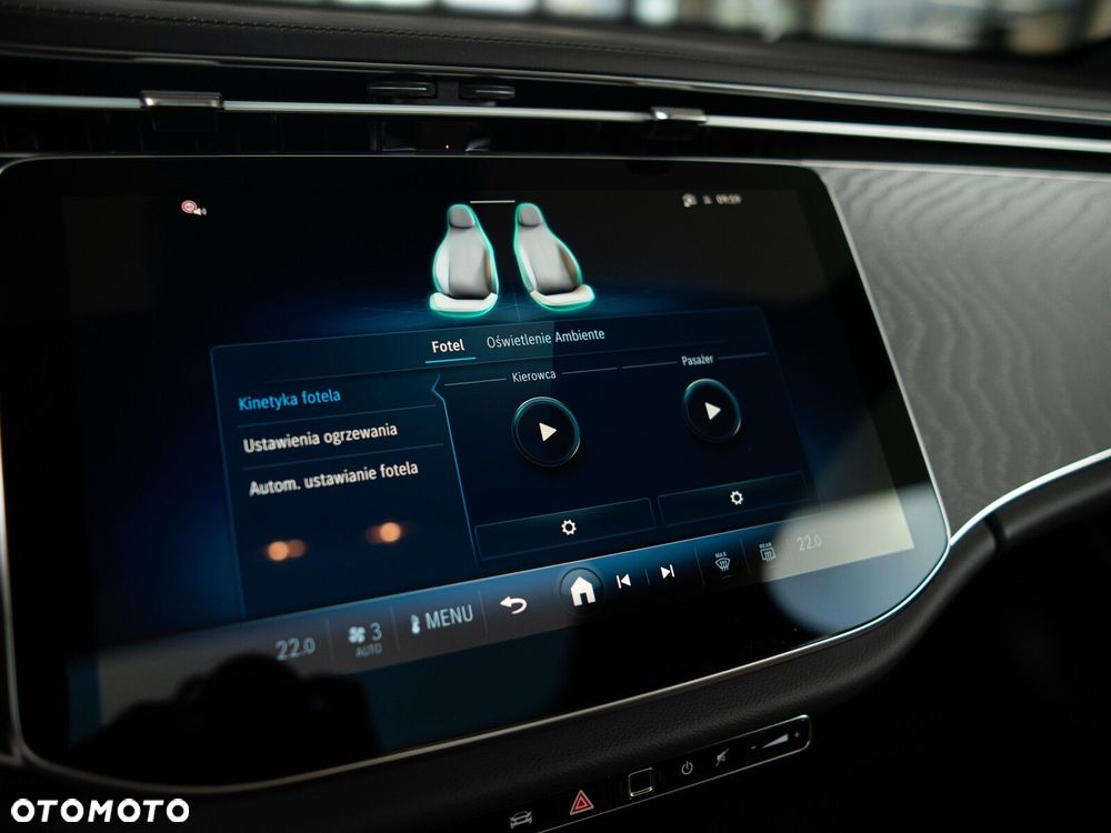 Mercedes-Benz Klasa E - 23