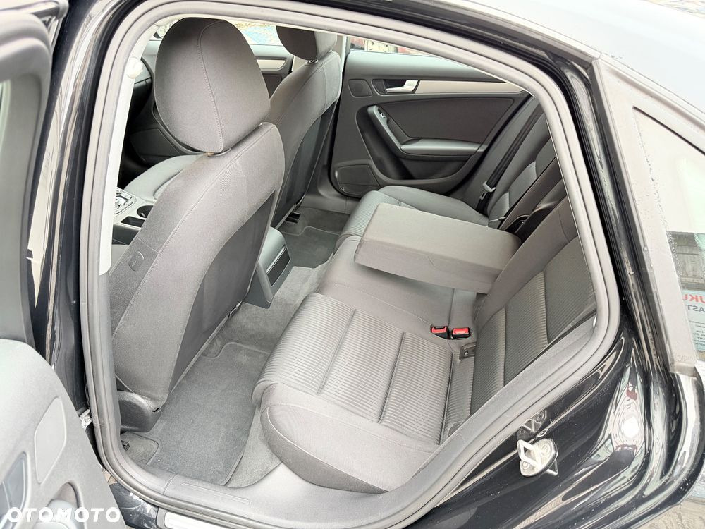 Audi A4 Limousine 1.8 TFSI Ambiente - 17