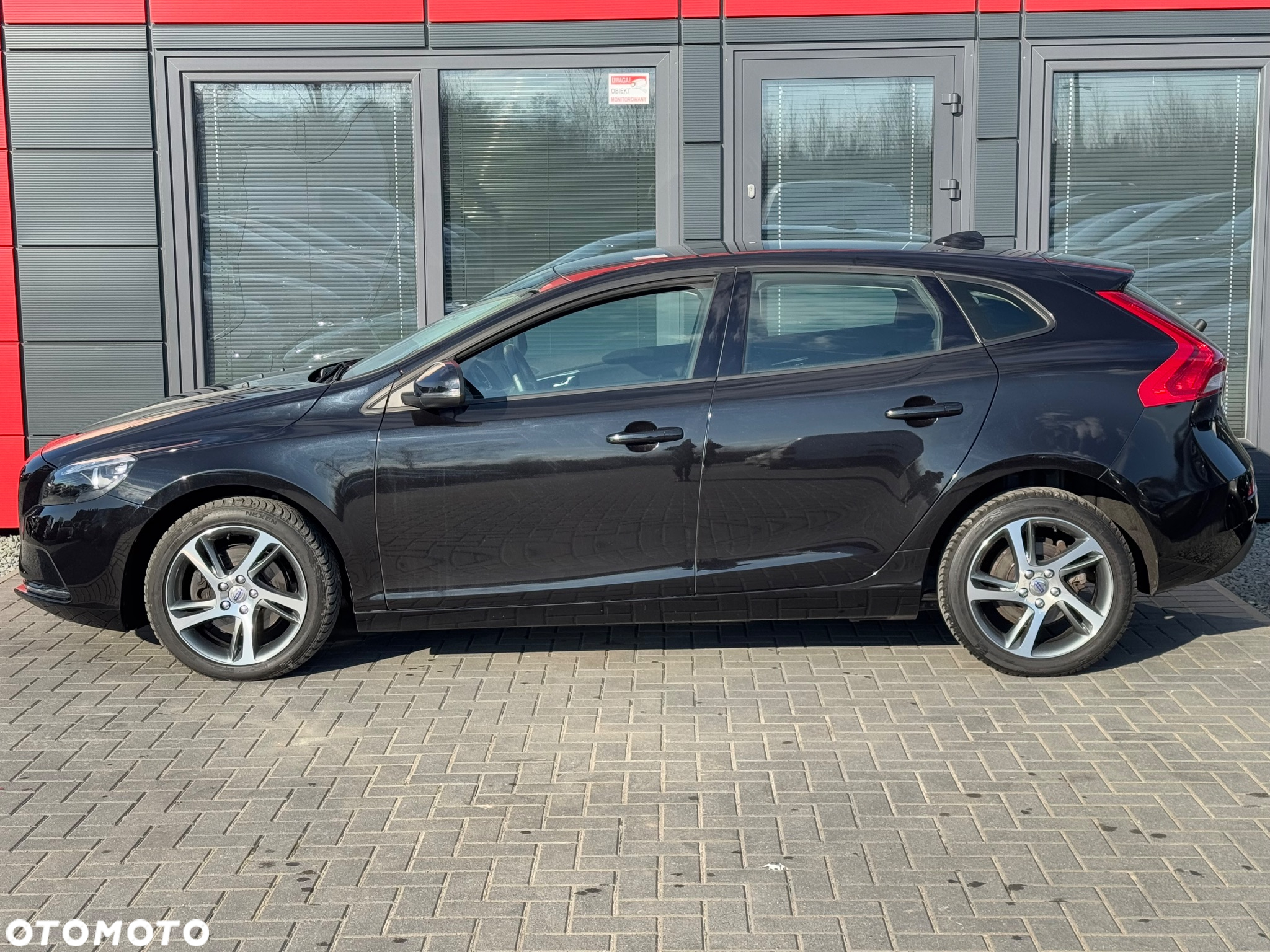 Volvo V40 D2 Drive-E Momentum - 5