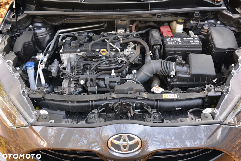 Toyota Yaris 1.5 Comfort CVT - 24