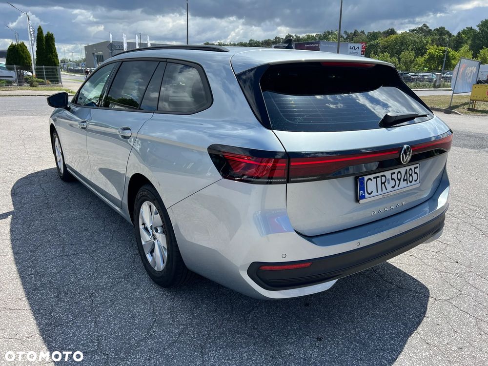 Volkswagen Passat - 5