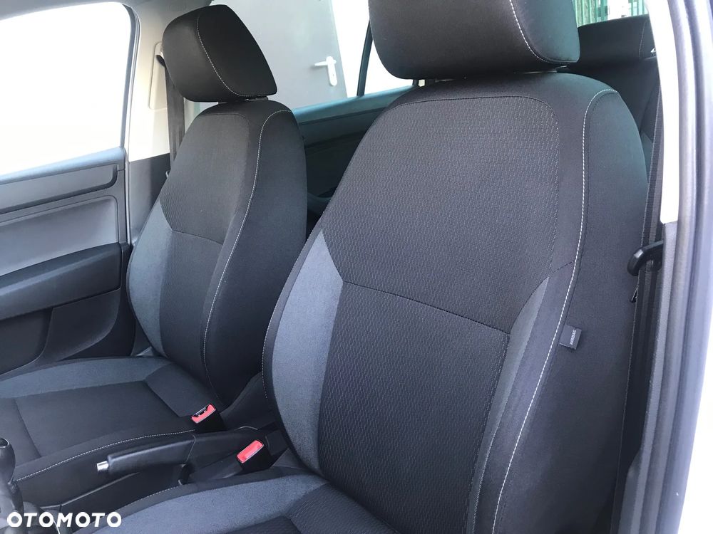 Skoda RAPID 1.2 TSI Edition - 32