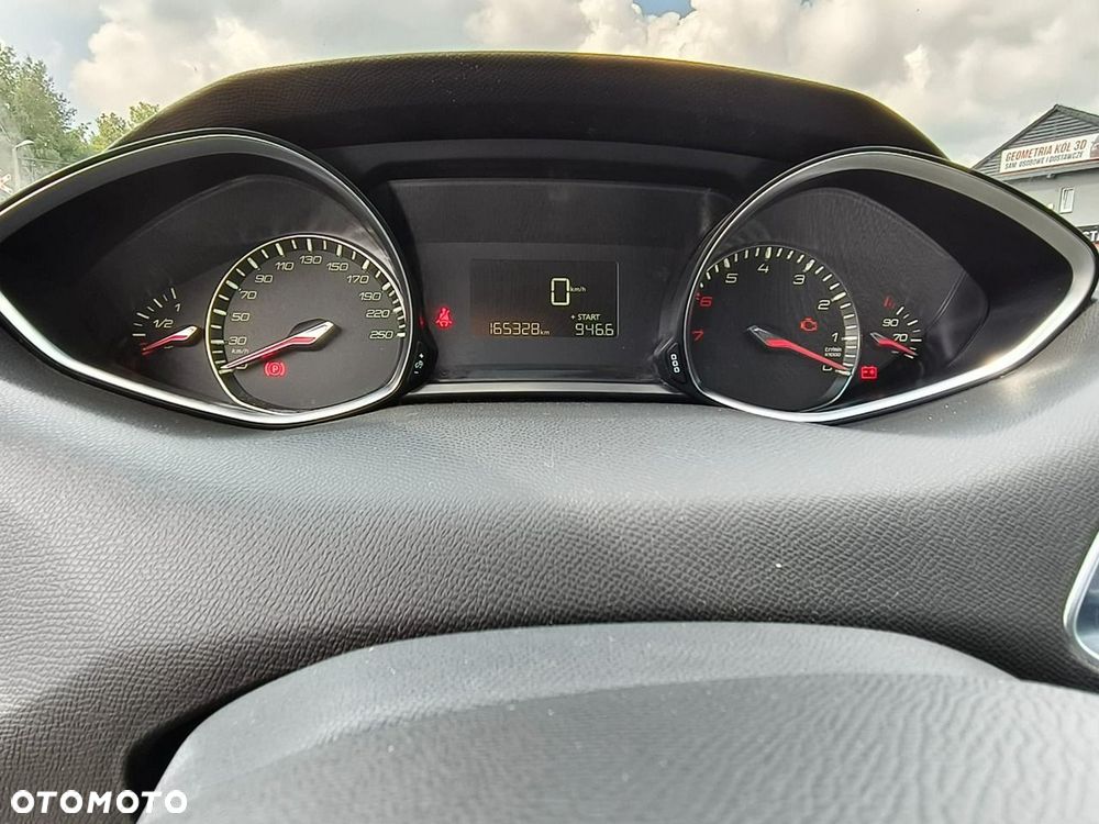 Peugeot 308 - 21
