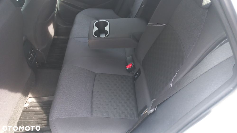 Toyota Corolla 1.8 Hybrid Comfort - 17