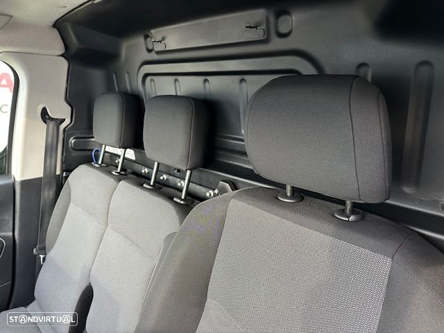 Toyota PROACE CITY 3 LUG. - 15