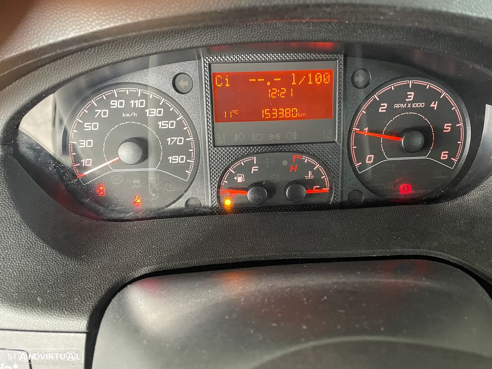 Peugeot Boxer 7Lugares 2.0 HDI 130cv C/BASCULA - 18
