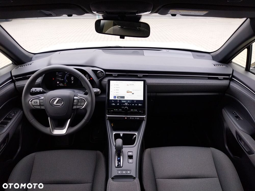 Lexus LBX 1.5 Hybrid - 9