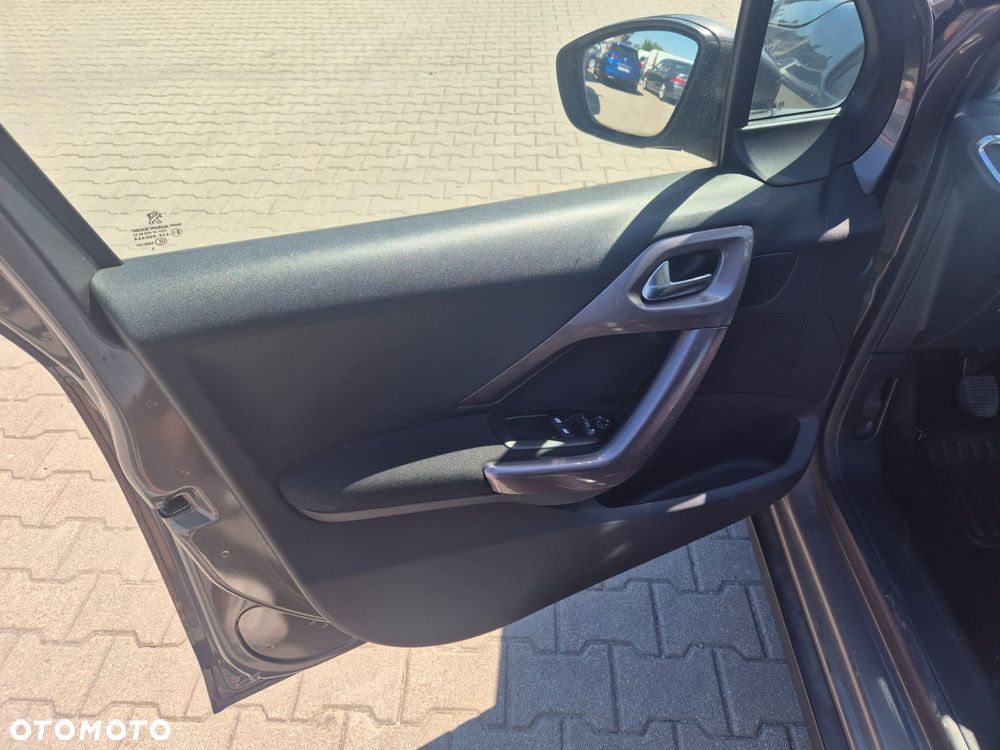 Peugeot 2008 PureTech 82 Active - 13