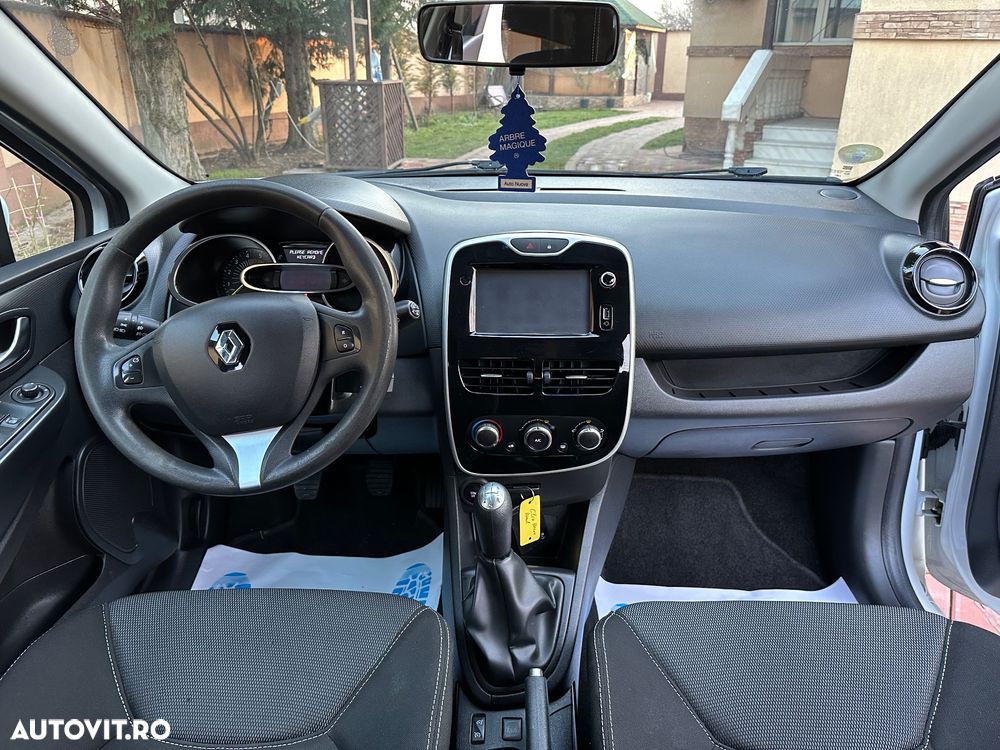 Renault Clio - 7
