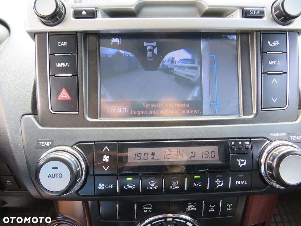 Toyota Land Cruiser LC 2.8 D-4D Invincible - 25