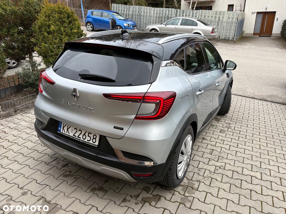 Renault Captur 1.6 E-TECH Full Hybrid 145 Techno - 4