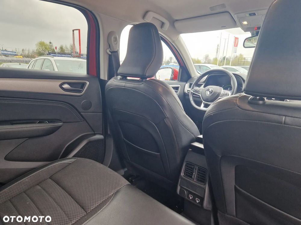 Renault Arkana 1.6 E-TECH Zen MMT - 30