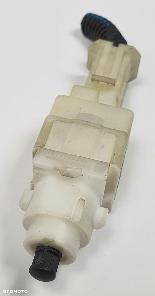 CZUJNIK ŚWIATŁA STOP STOPU FIAT PUNTO II 46742974 - 1