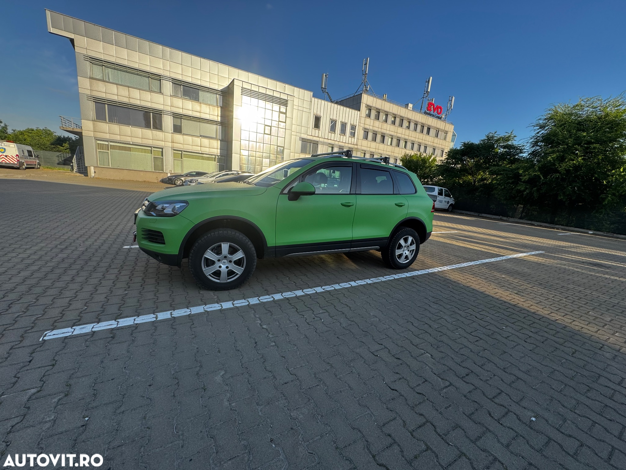 Volkswagen Touareg - 3