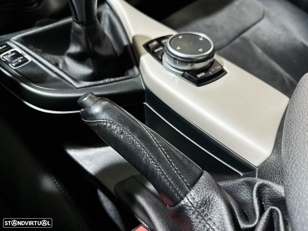 BMW 116 d EDynamics Line Sport - 47