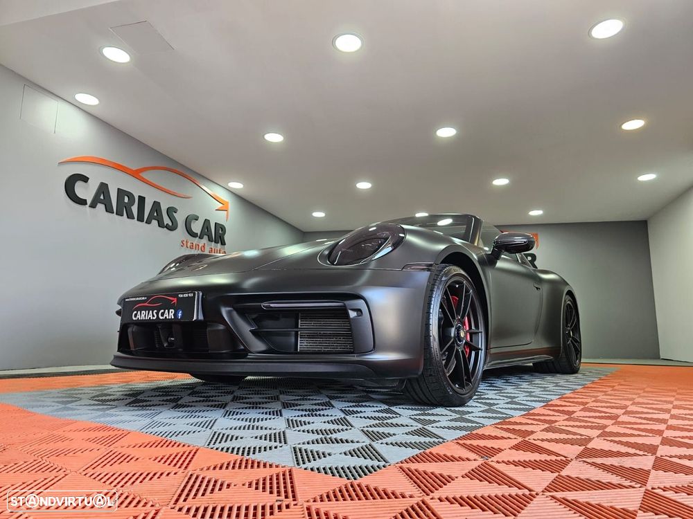 Porsche 911 Série F - 8