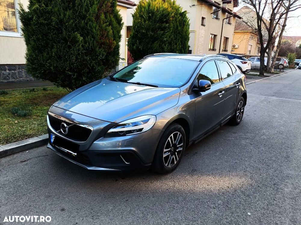 Volvo V40 D2 Summum - 1