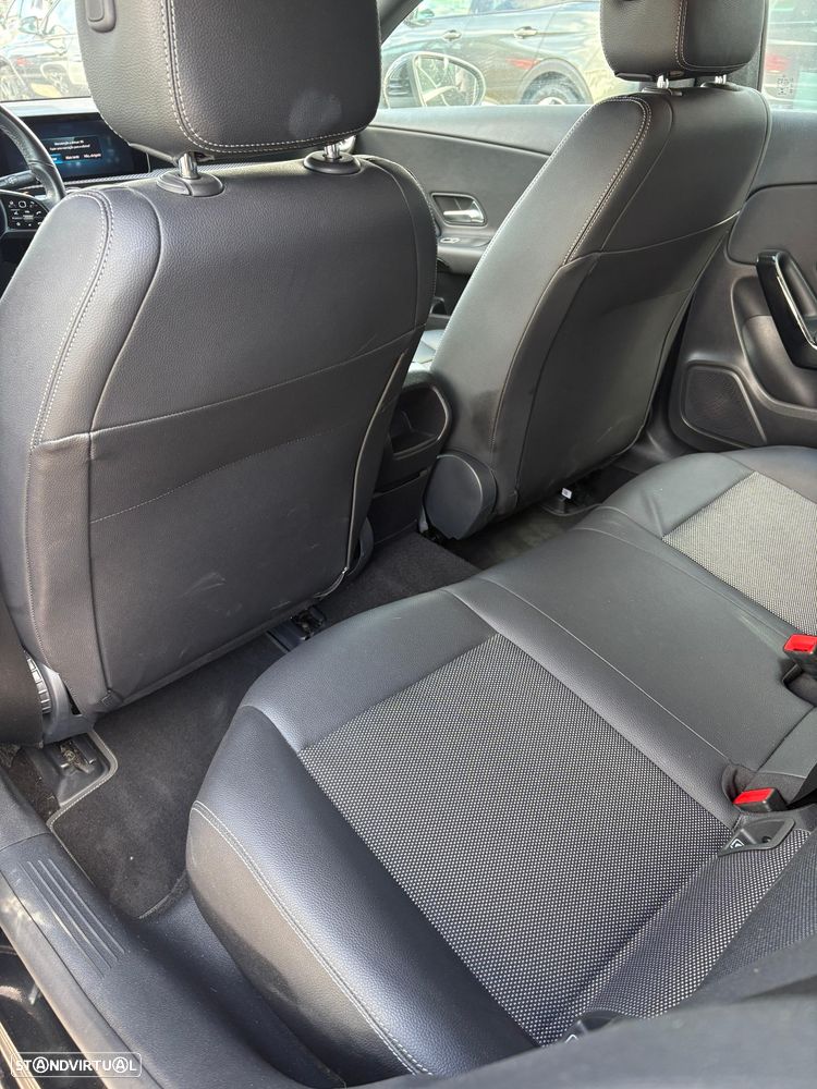 Mercedes-Benz CLA 180 d 7G-DCT - 7