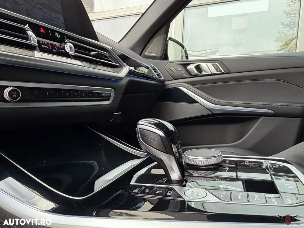 BMW X5 xDrive45e xLine - 17