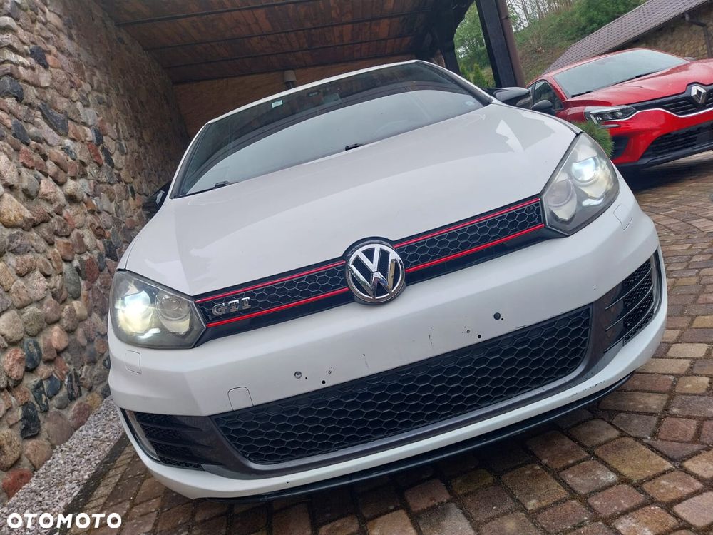 Volkswagen Golf - 5