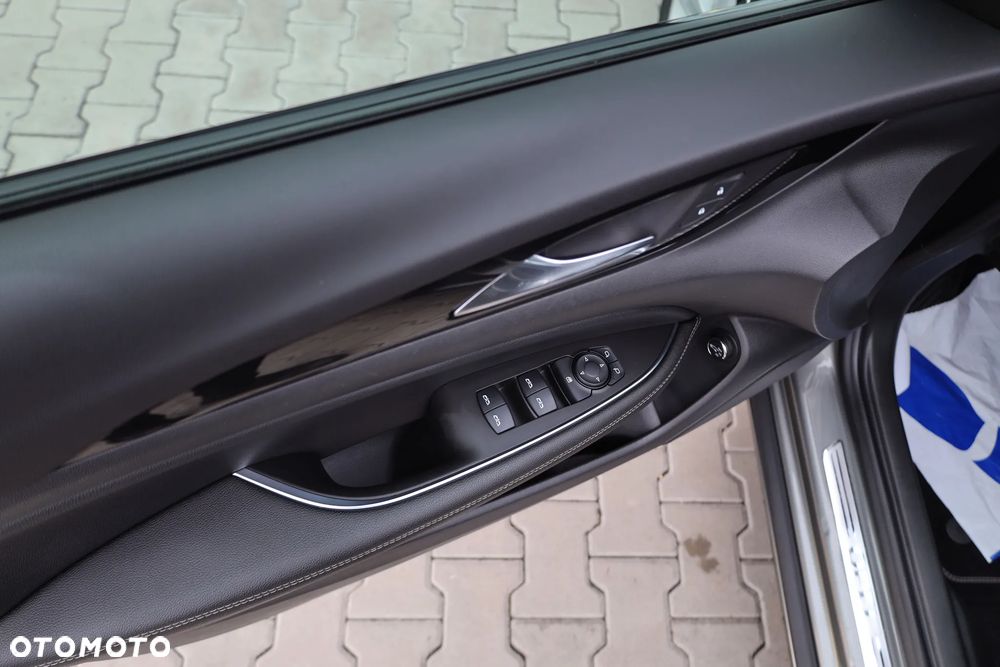 Opel Insignia 1.5 Direct InjectionTurbo Business Innovation - 19