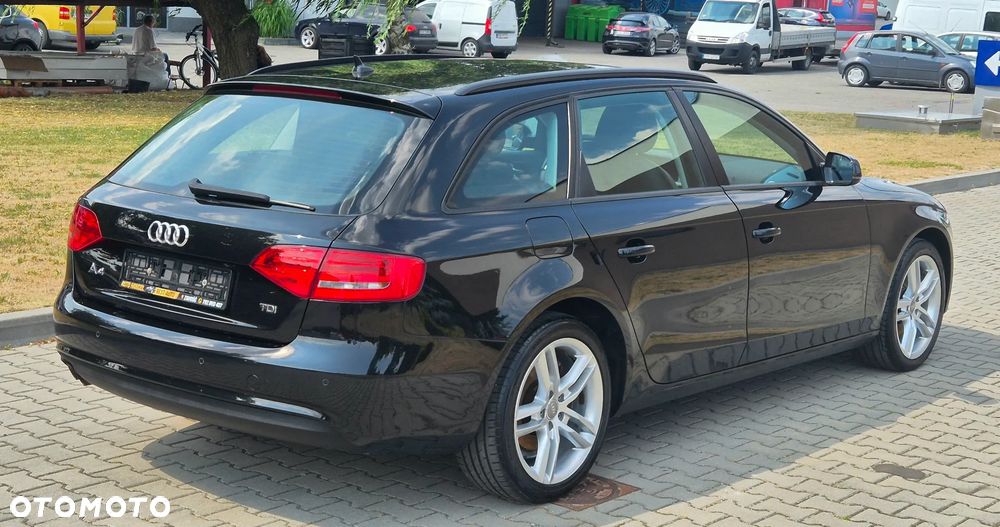Audi A4 Avant 2.0 TDI DPF Ambition - 4