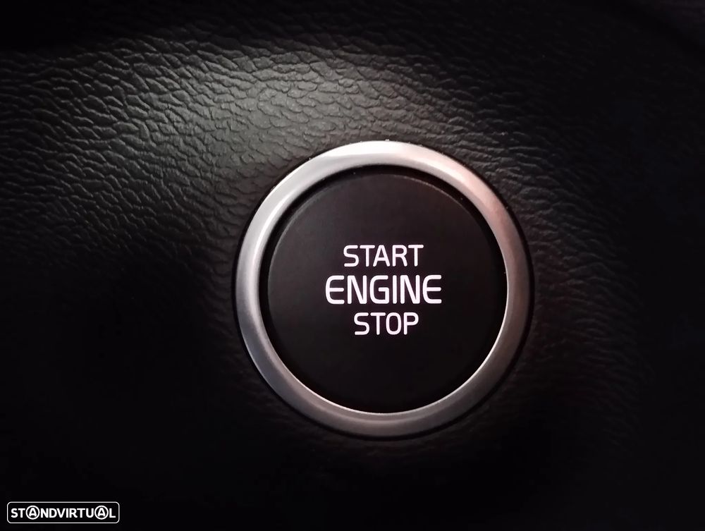 Volvo XC 40 1.5 T5 PHEV Plus Dark - 28
