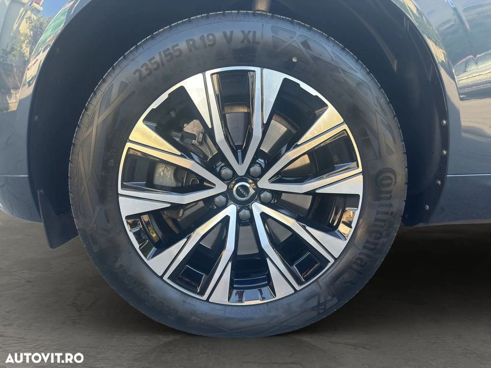 Volvo XC 60 B4 MHEV AT FWD Core - 20