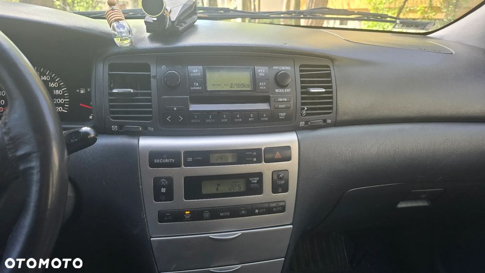 Toyota Corolla 2.0 D-4D Sol (air6) - 6