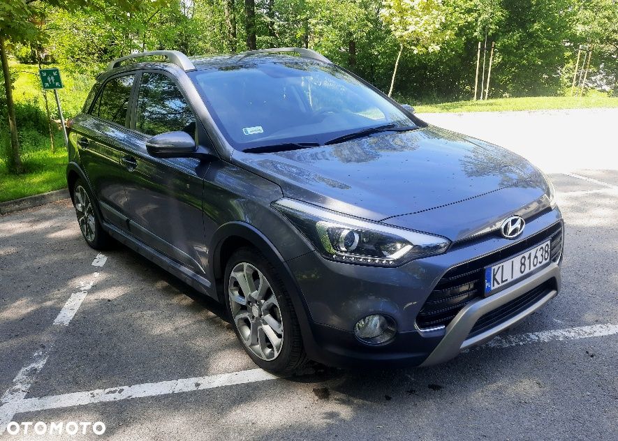 Hyundai i20 1.0 T-GDI Classic Plus - 1