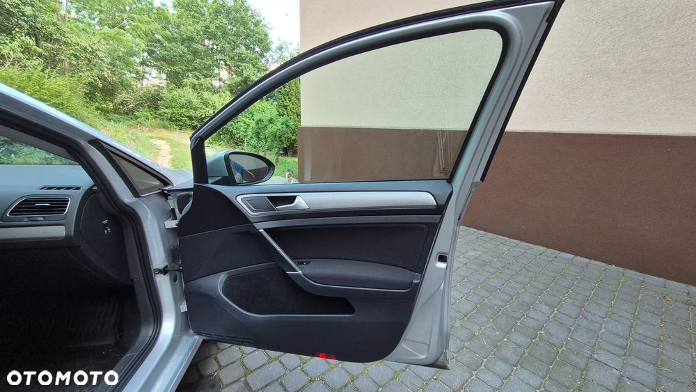 Volkswagen Golf 1.6 TDI BMT Comfortline - 16