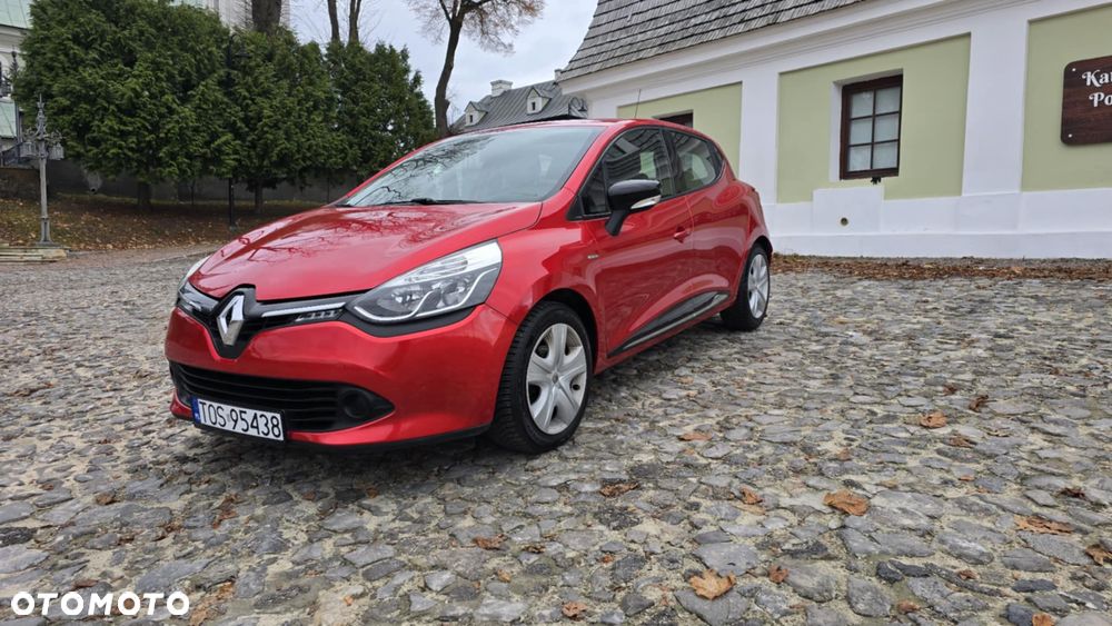 Renault Clio - 23