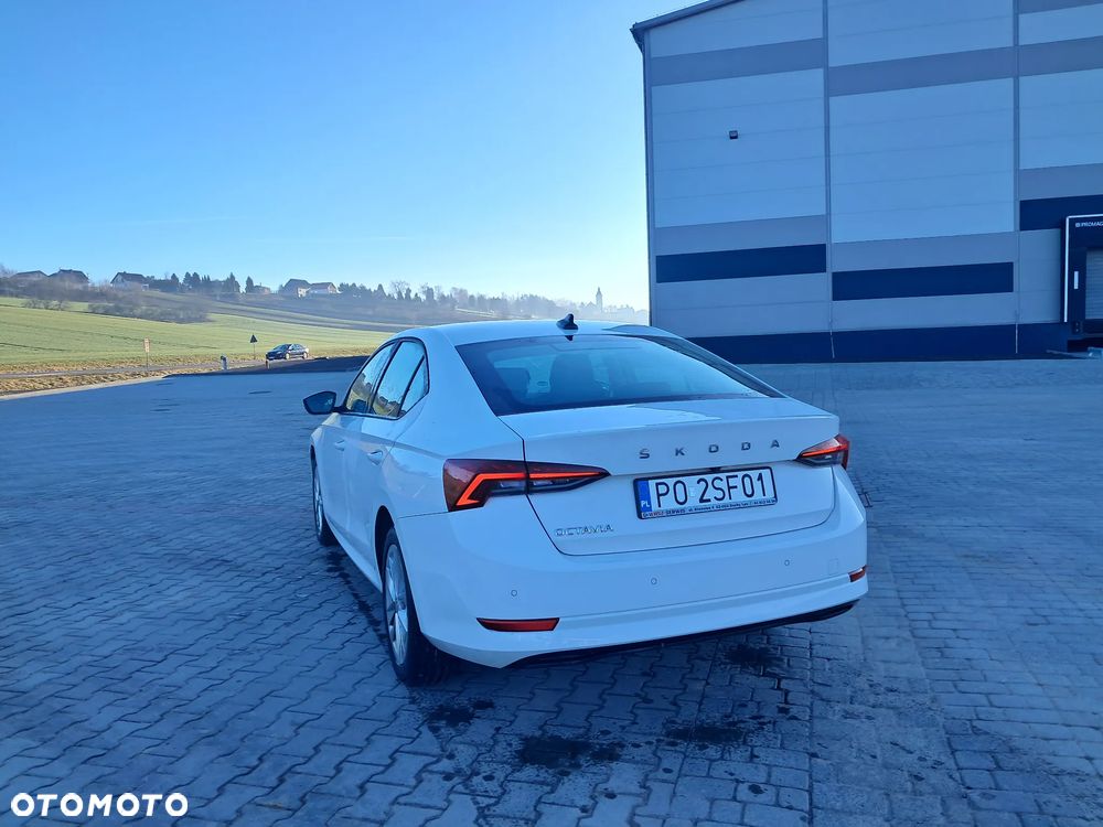 Skoda Octavia 2.0 TDI Ambition - 19