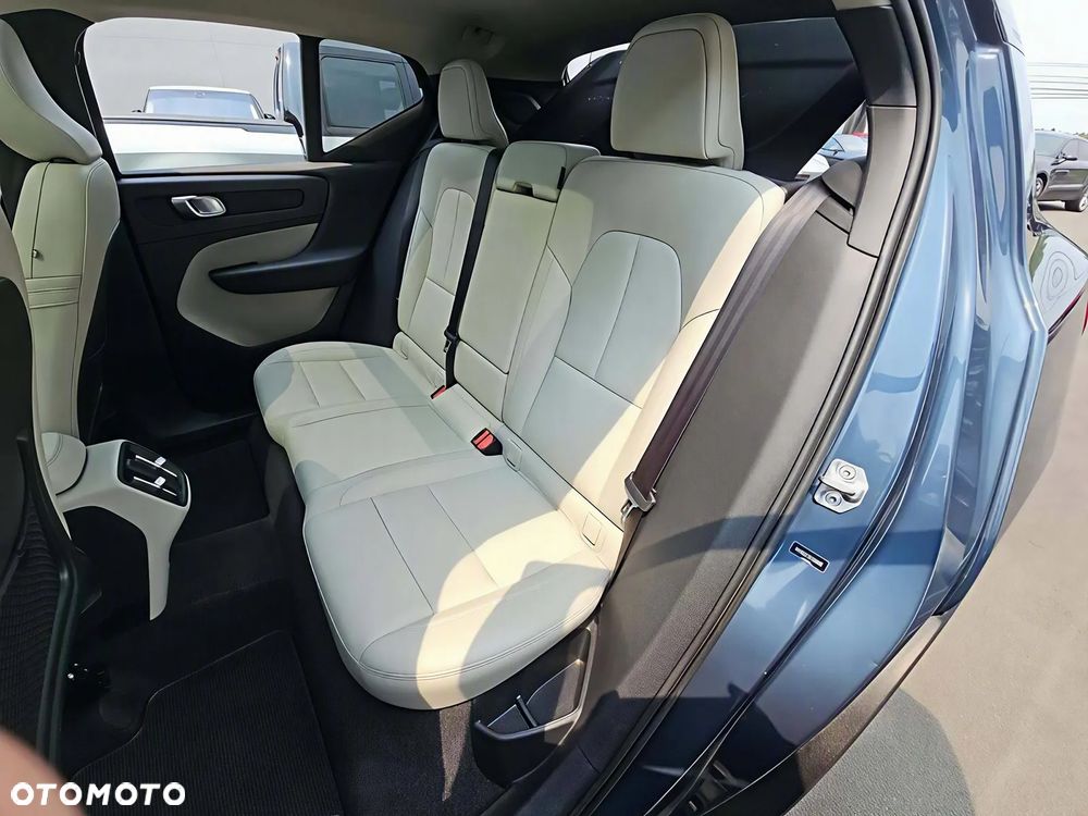 Volvo XC 40 - 8
