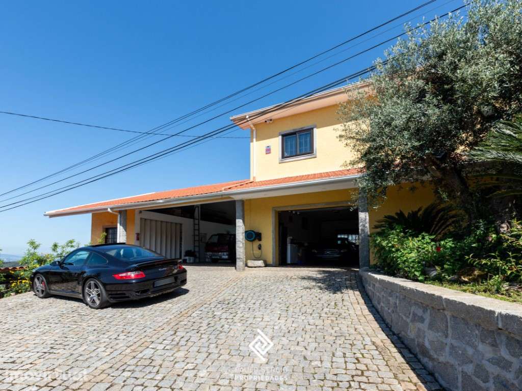 Vende-se Moradia em Castelo de Paiva com 1100m² de terreno - Grande imagem: 2/31