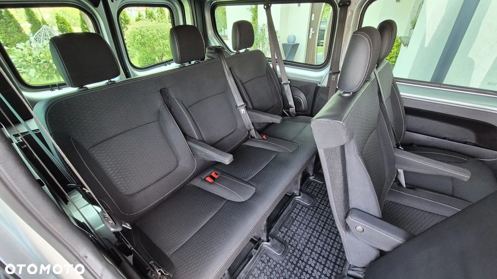 Opel Vivaro L2H1 2,9t Elegance Business - 8