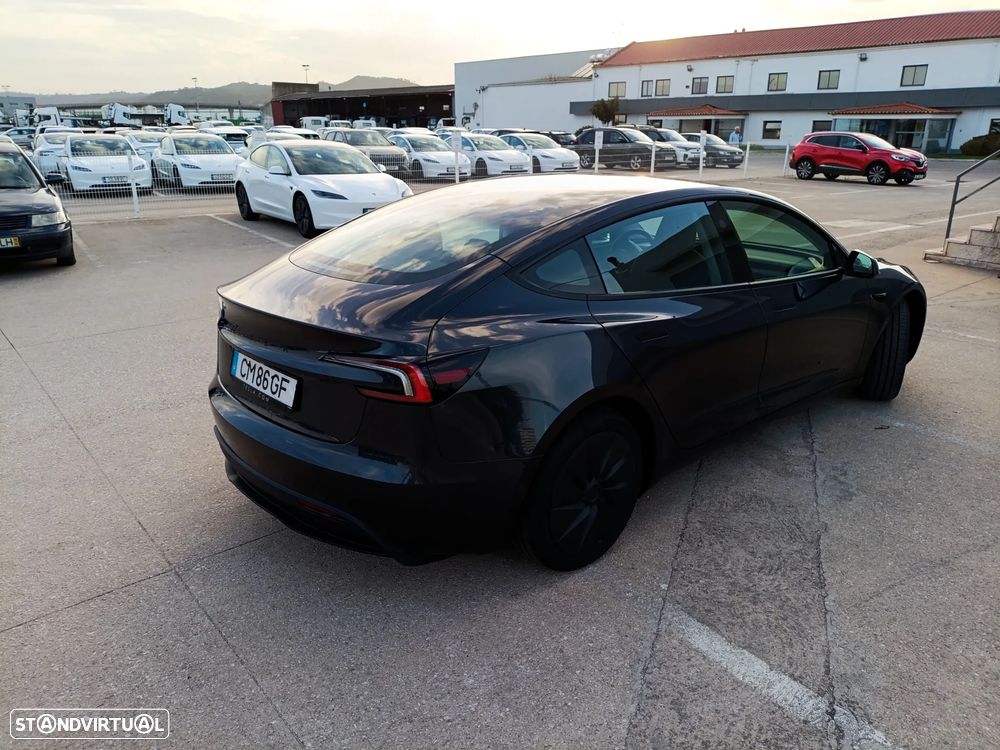 Tesla Model 3 Tração Traseira - 4