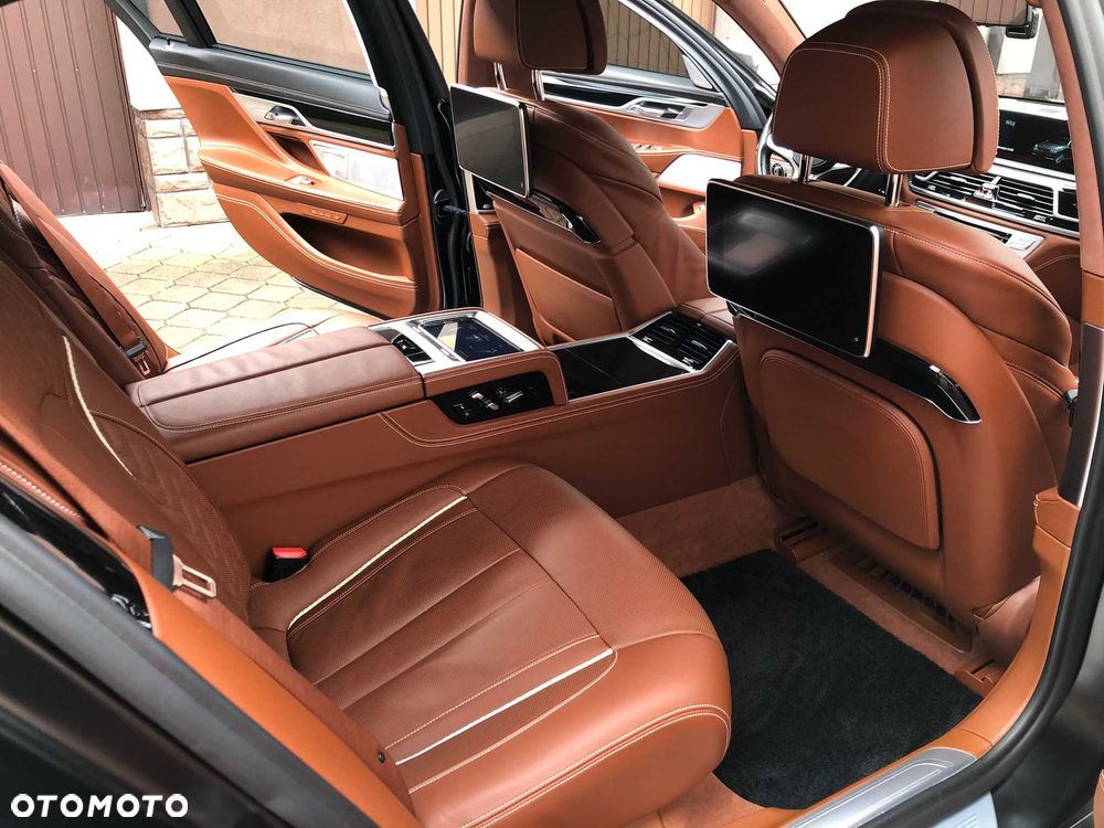 BMW Seria 7 - 7