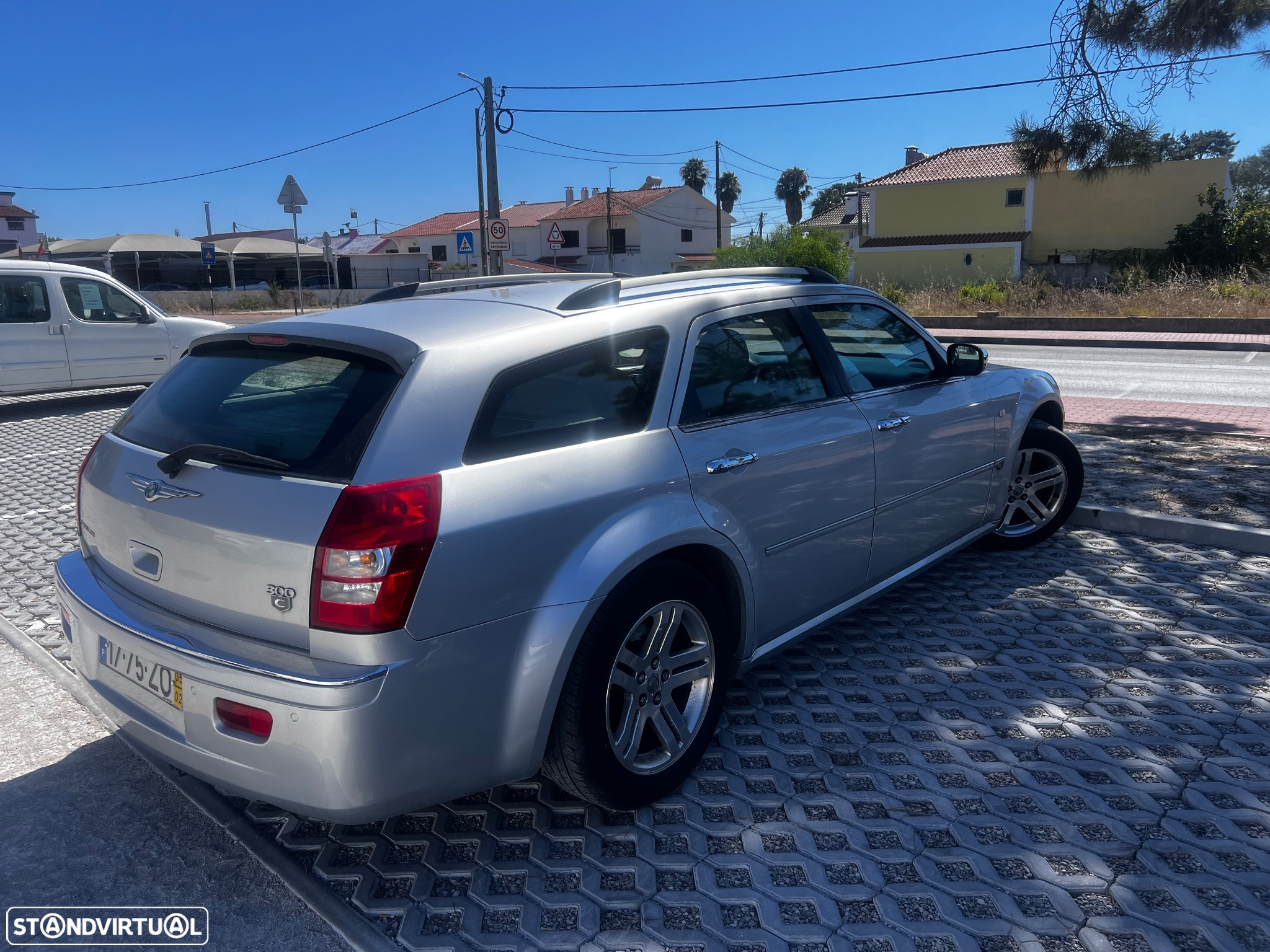 Chrysler 300 C Touring 2.7 L V6 - 6