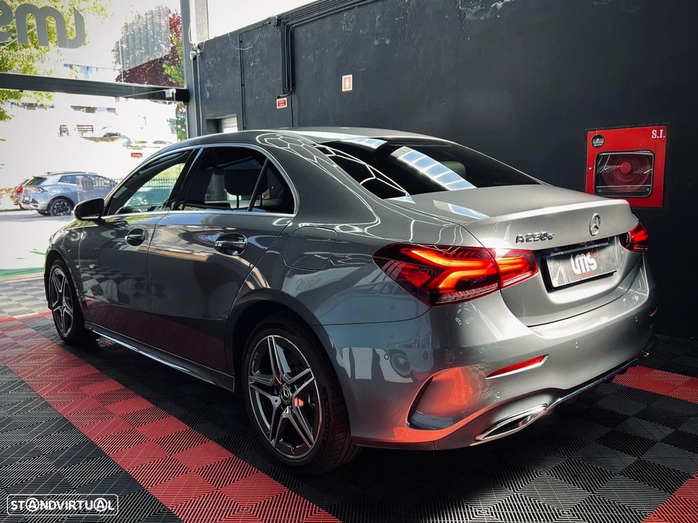 Mercedes-Benz A 250 - 10