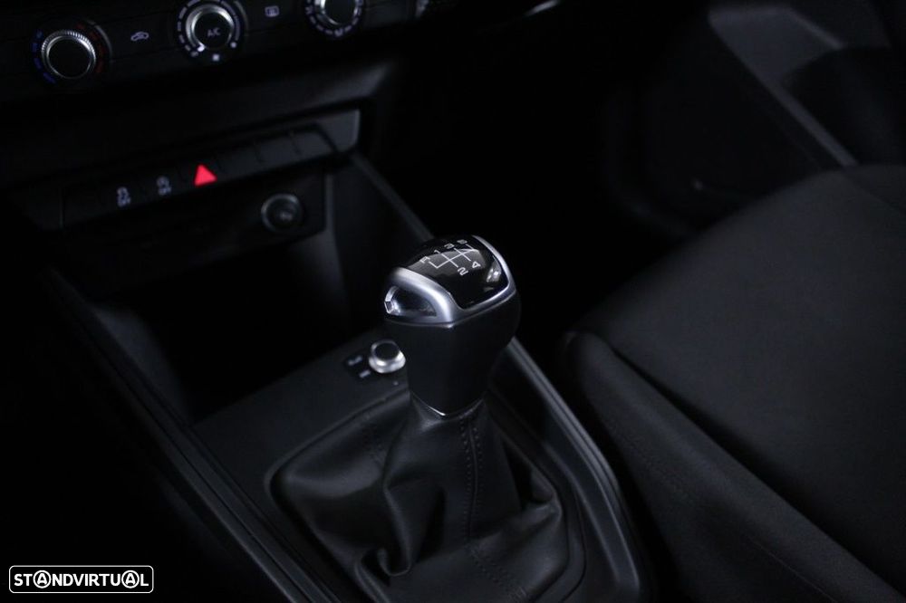 Audi A1 Sportback 25 TFSI SE Business - 32