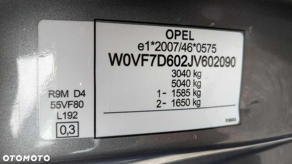 Opel Vivaro - 24